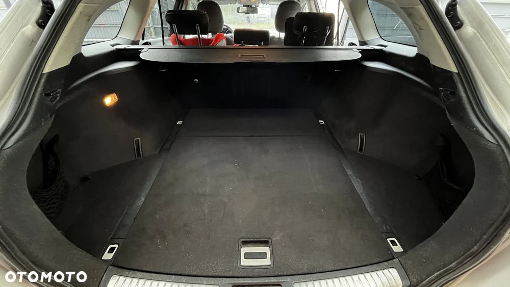 Toyota Avensis 2.0 D-4D Premium - 12
