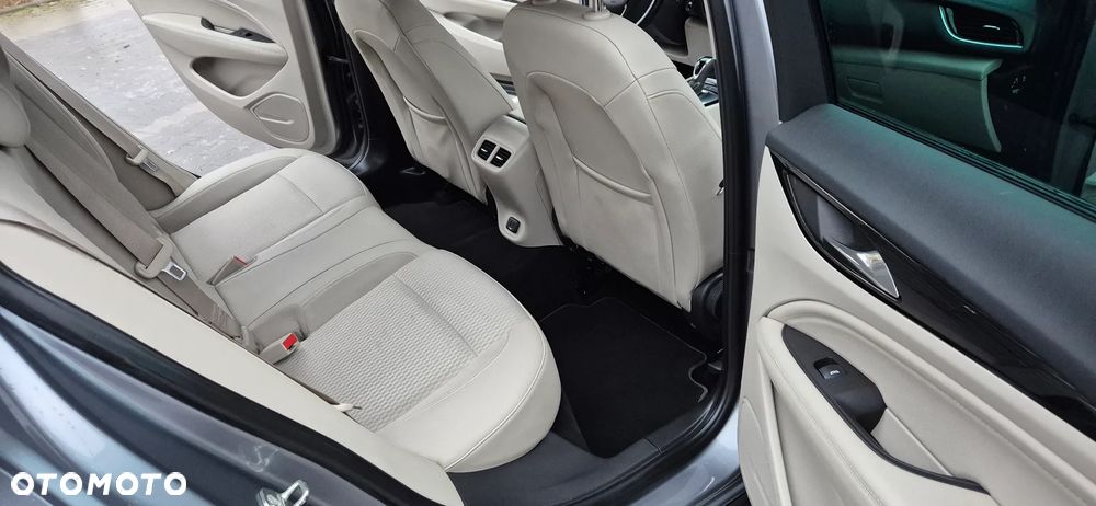 Opel Insignia CT 2.0 CDTI Exclusive S&S - 19