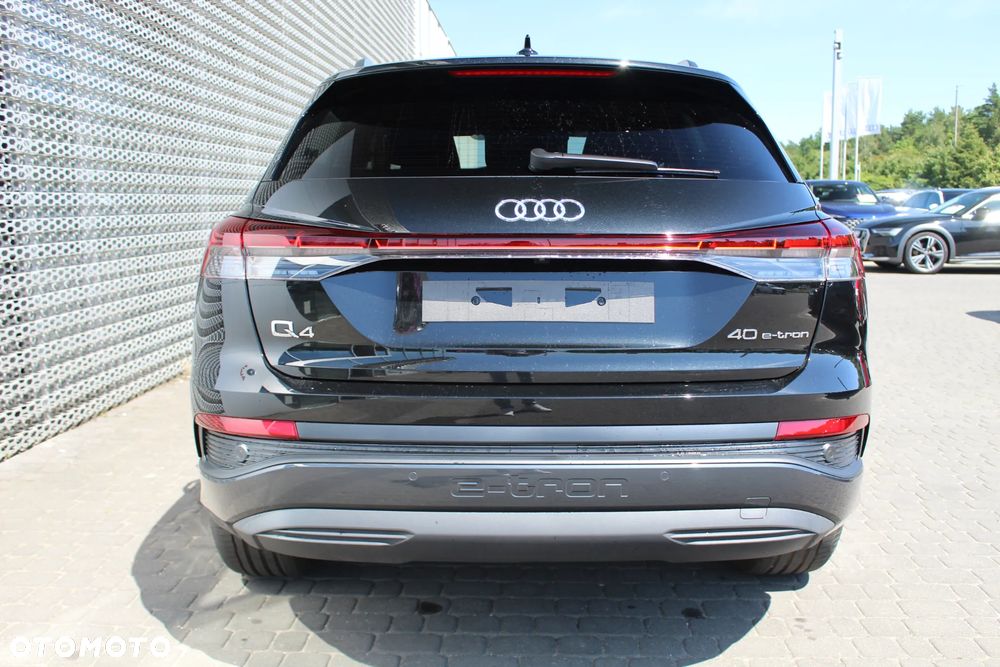 Audi Q4 e-tron 40 63kWh Advanced - 11