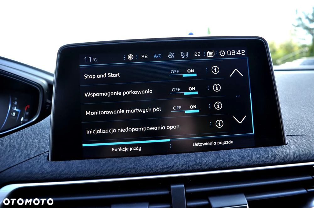 Peugeot 3008 1.2 PureTech Allure S&S EAT6 - 27