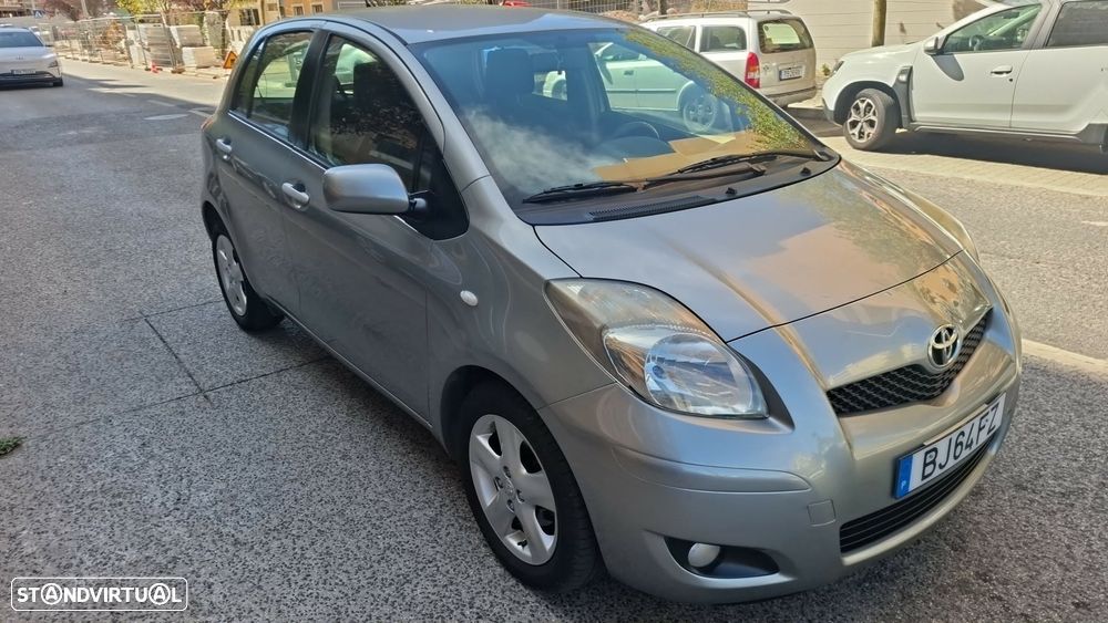 Toyota Yaris 1.4 D-4D AC Manual - 2