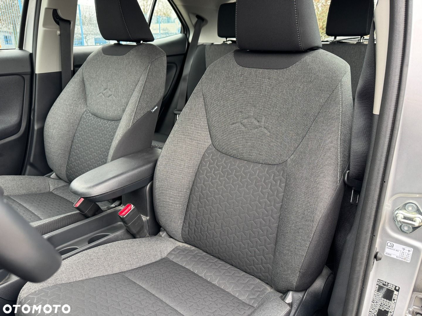 Toyota Yaris Cross - 18