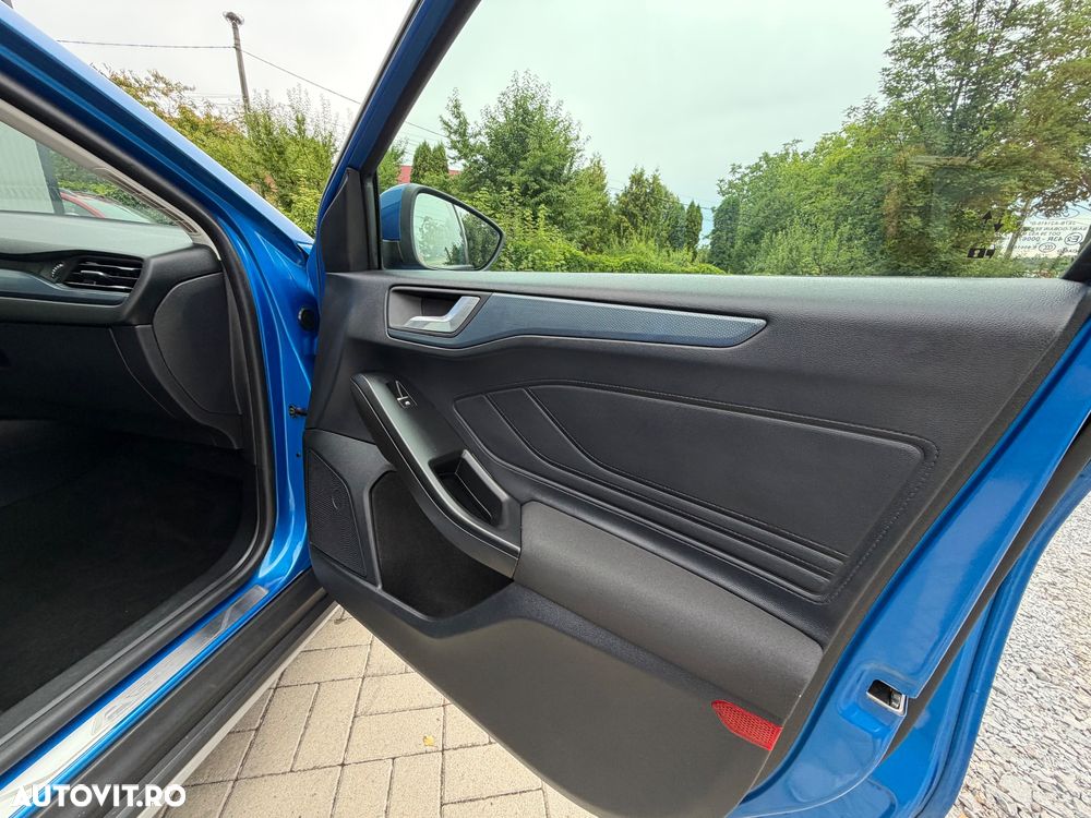 Ford Focus 1.0 EcoBoost Hybrid ACTIVE STYLE - 34