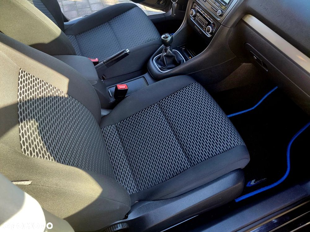 Volkswagen Golf 1.2 TSI Comfortline - 15