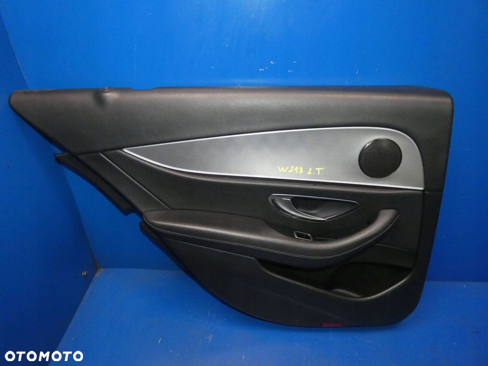 MERCEDES E KLASA W213 SEDAN BOCZEK TAPICERKA DRZWI LEWY TYŁ - 1