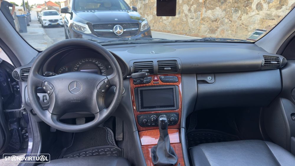 Mercedes-Benz C 220 T CDI Classic - 8