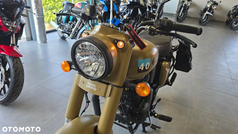Royal Enfield Classic - 17