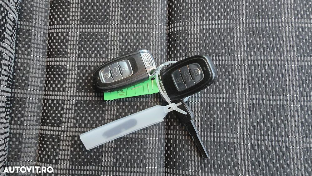 Audi A4 2.0 TDI Avant - 13