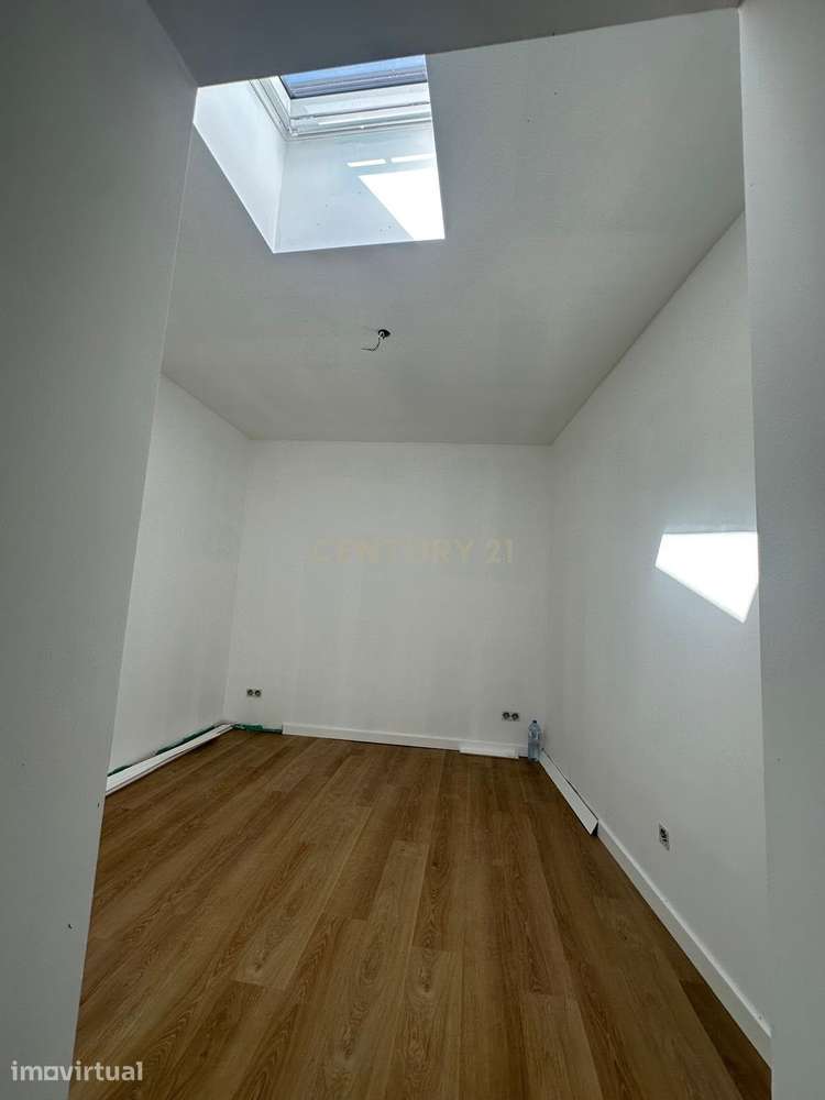 Moradia T2+1* na Aldeia da Sevilheira, Torres Vedras - Grande imagem: 4/10