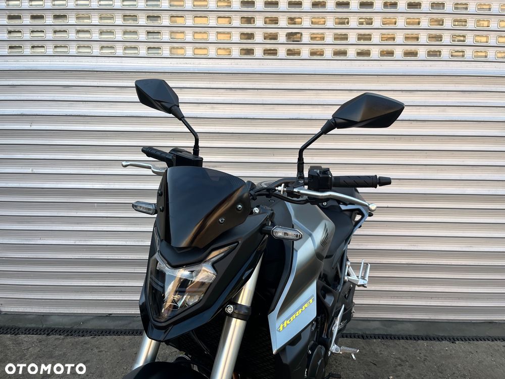 Honda Hornet - 18