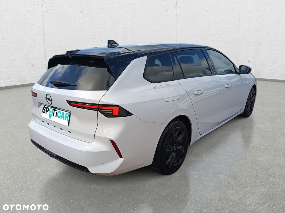 Opel Astra - 4
