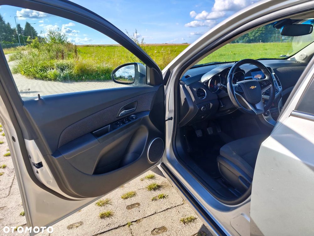 Chevrolet Cruze 2.0 D LT+ - 17