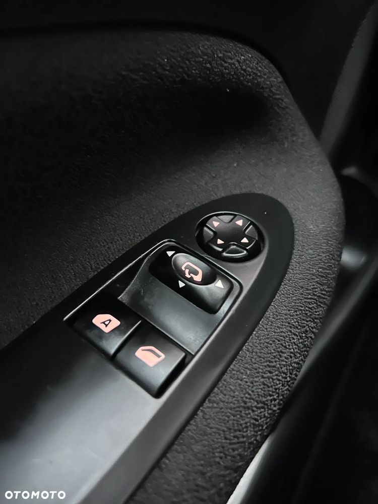 Citroën DS3 1.6 VTi SoChic - 21