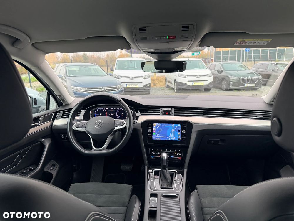 Volkswagen Passat 2.0 TDI SCR Style DSG - 18