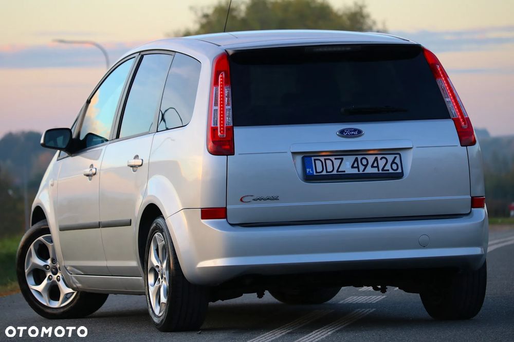 Ford C-MAX 1.8 Titanium - 22