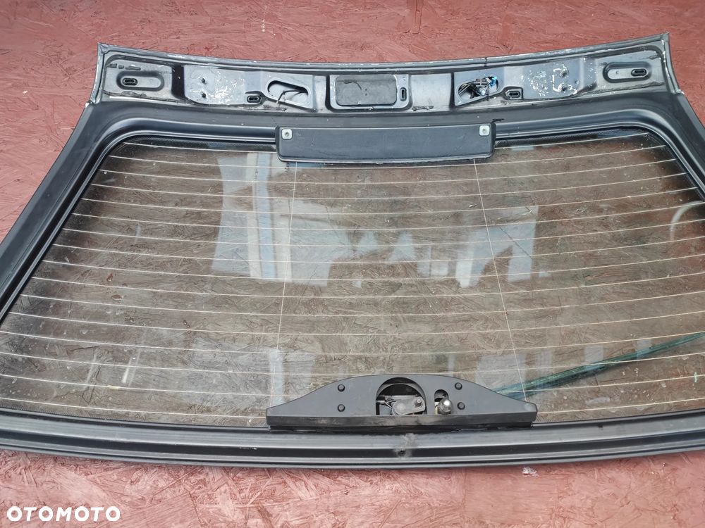 BMW E39 TOURING / KOMBI ORYGINALNA RAMKA SZYBY TYŁ + SZYBA TYŁ + WYCIERACZKA BEZ RDZY RARYTAS O NR.  41 62 8 220 962 OEM W BARDZO DOBRYM STANIE - 11