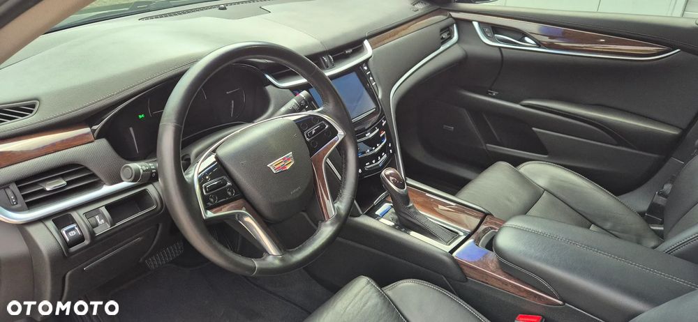 Cadillac XTS - 4