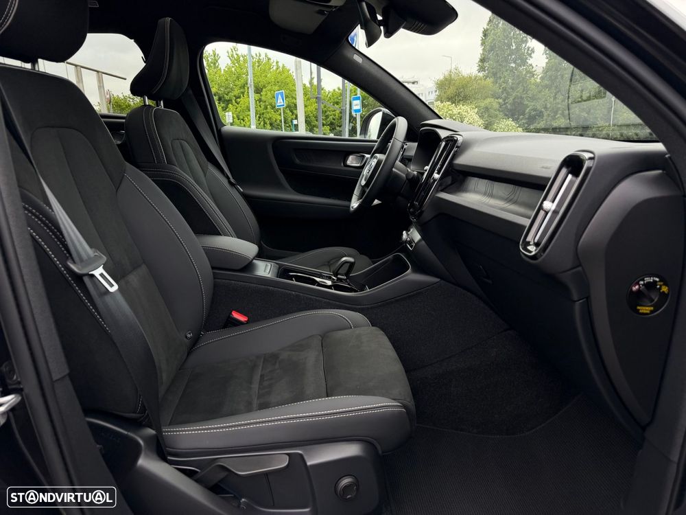Volvo C40 Recharge Single Motor Plus - 44