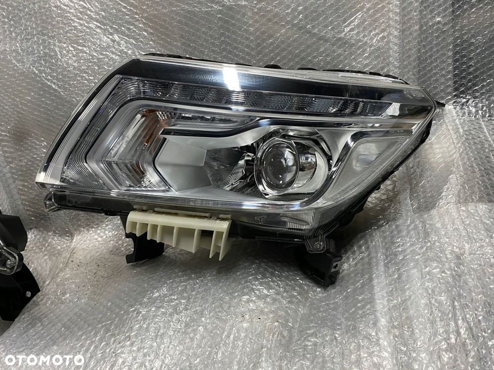 LAMPY PRZÓD NISSAN NAVARA D23 FULL LED XENON NP300 - 3