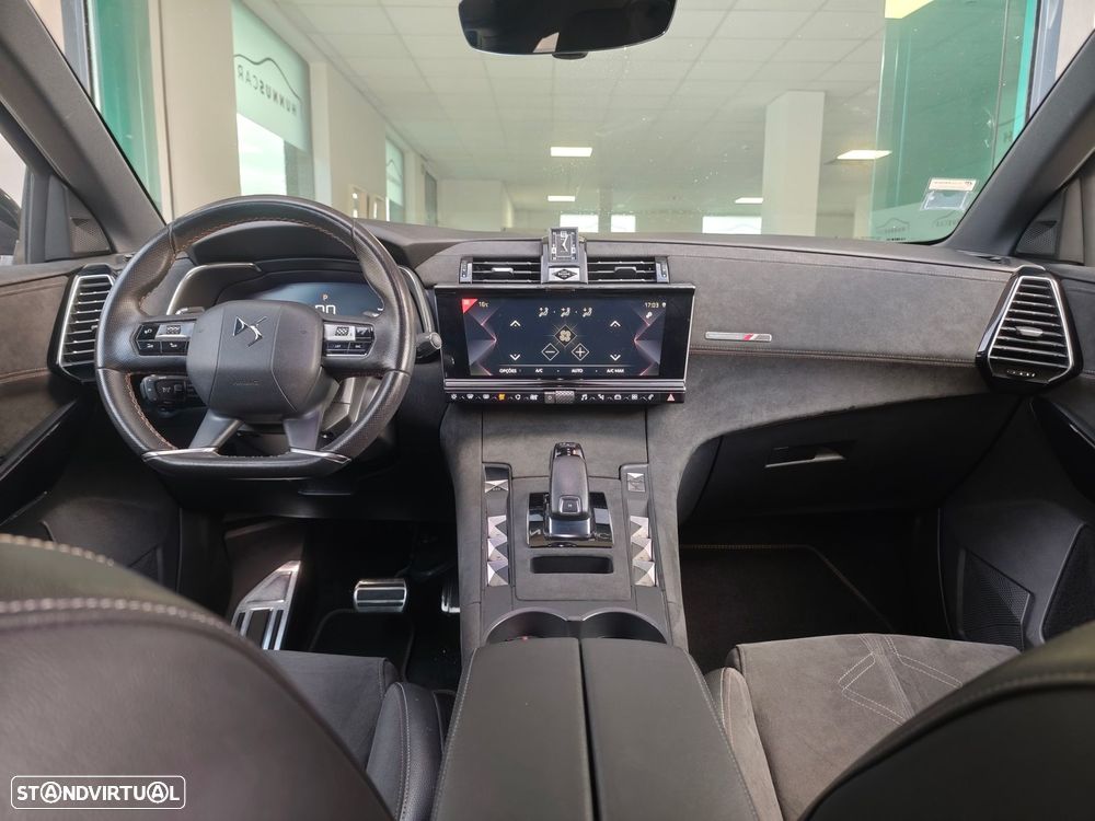 DS DS7 Crossback 1.5 BlueHDi Performance Line EAT8 - 17