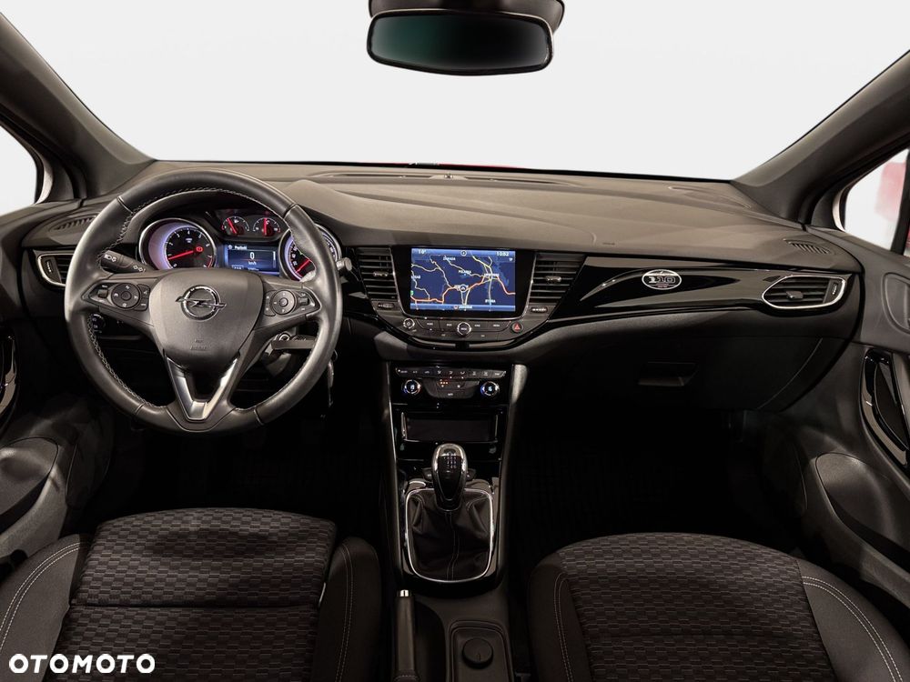 Opel Astra - 11