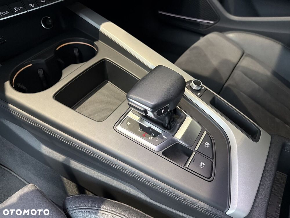 Audi A4 Avant 40 TDI mHEV Quattro S tronic - 24