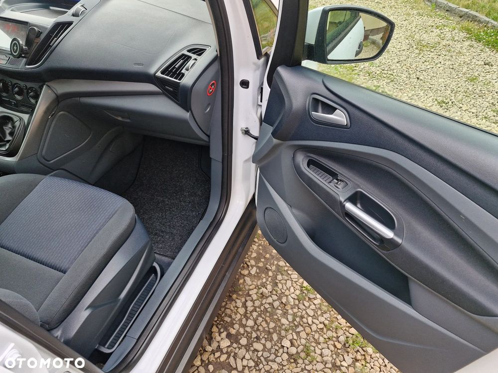 Ford C-MAX - 22