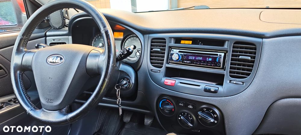 Kia Rio 1.4 EX - 14