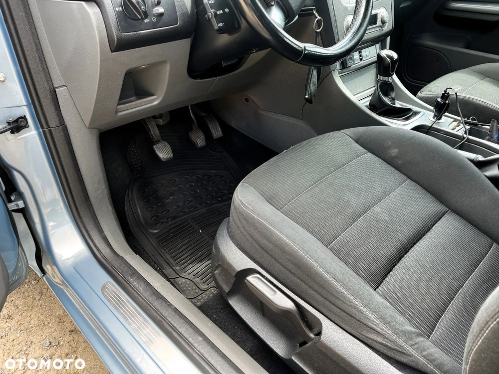 Ford Focus 1.8 Titanium - 31