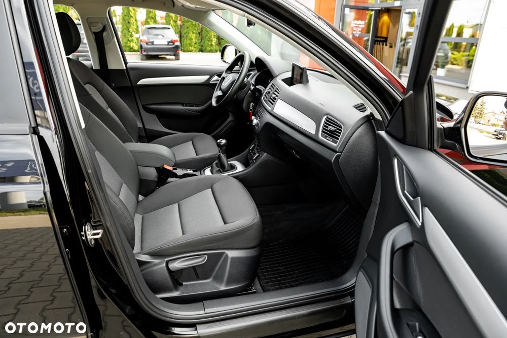 Audi Q3 2.0 TDI Design - 9