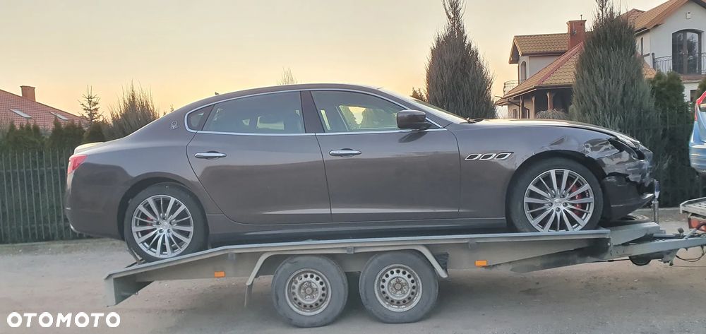 Maserati Quattroporte - 3