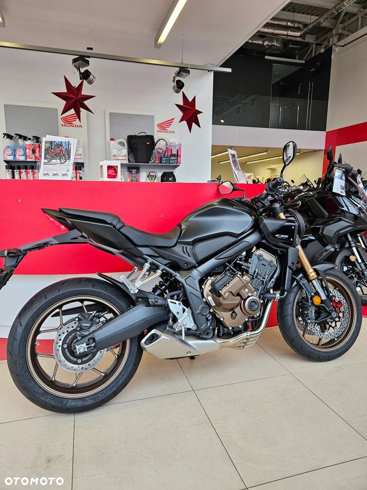 Honda CB - 7