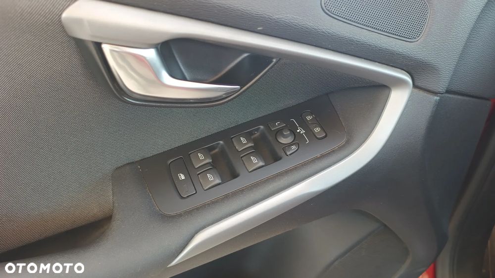 Volvo V40 Cross Country D3 Drive-E SCR Dynamic Edition - 11