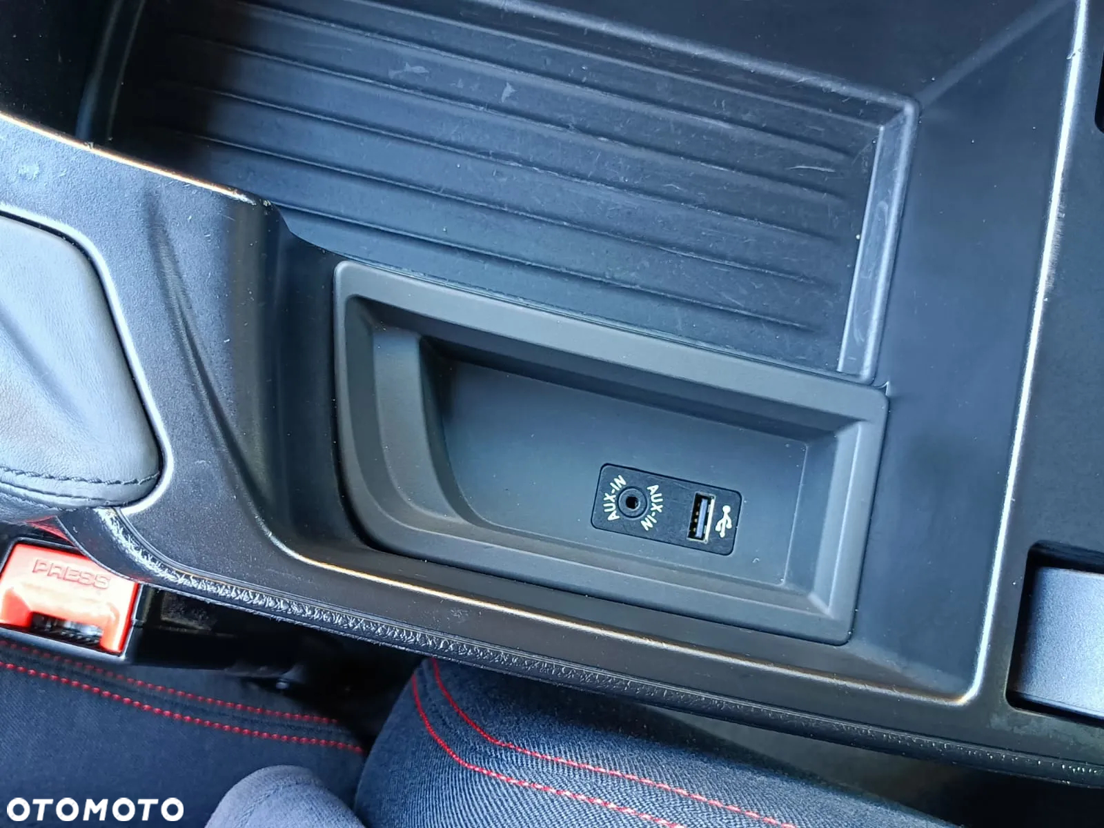 BMW Seria 2 218d Coupe - 26