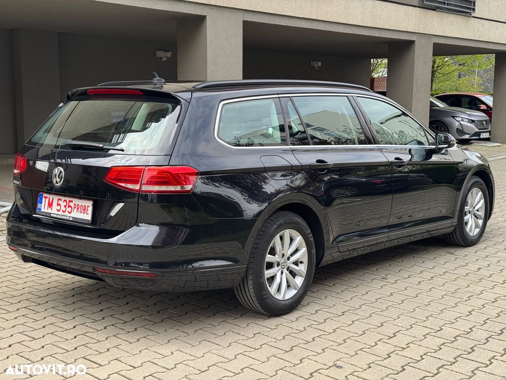 Volkswagen Passat 2.0 TDI (BlueMotion Technology) Highline - 19