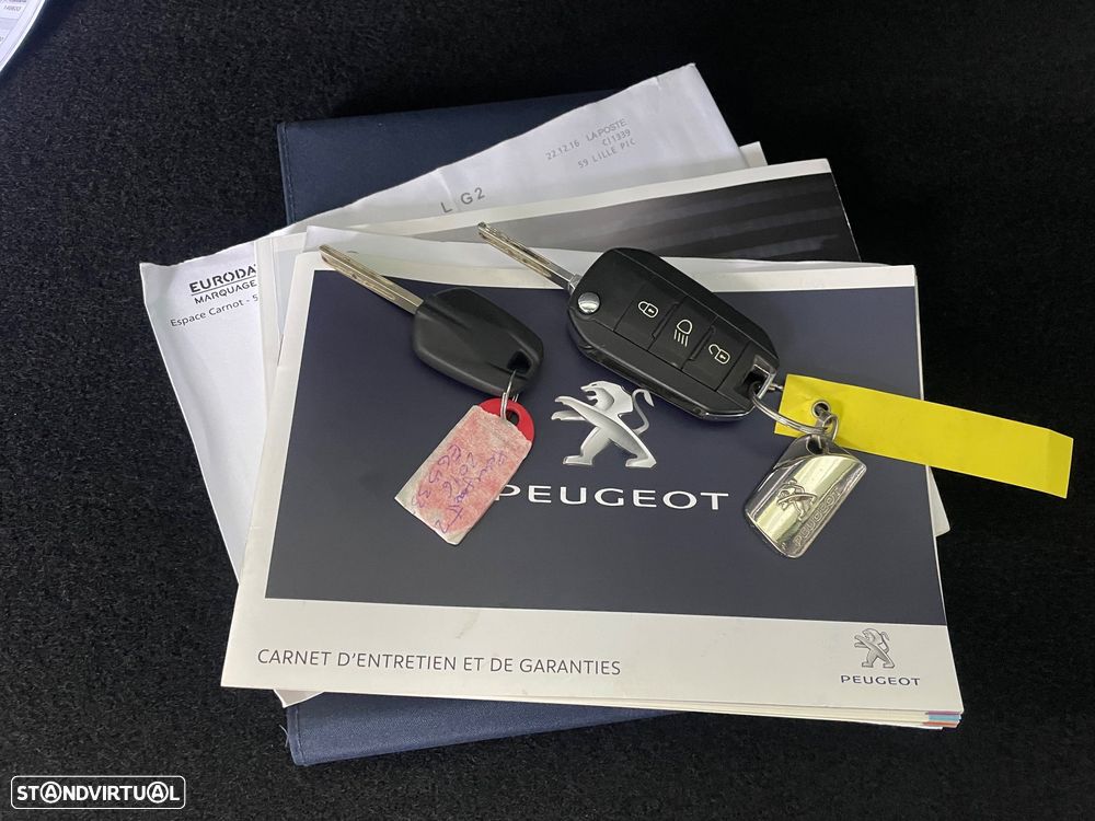 Peugeot 2008 PureTech 110 Stop&Start Allure - 42