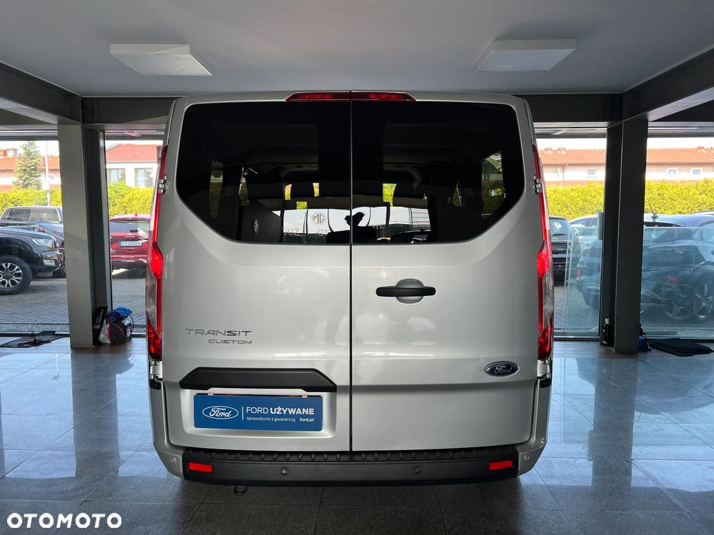 Ford Transit Custom - 11