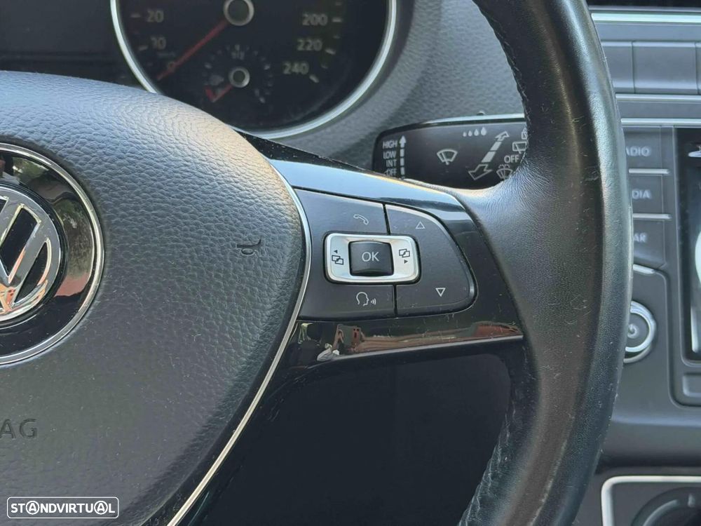VW Polo 1.0 Trendline - 40