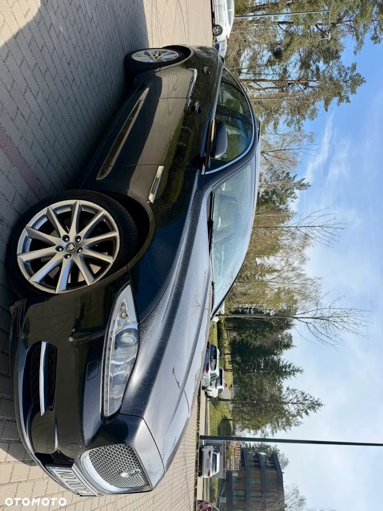 Jaguar XJ 3.0 D V6 LWB Premium Luxury - 8