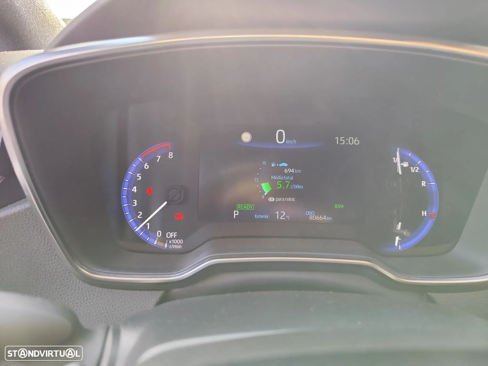 Toyota Corolla 2.0 Hybrid Exclusive - 9