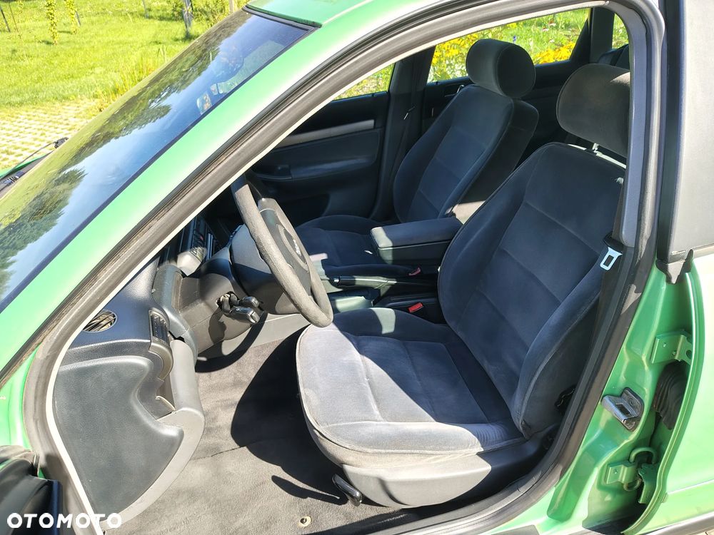 Audi A4 Avant 1.9 TDI Quattro - 9