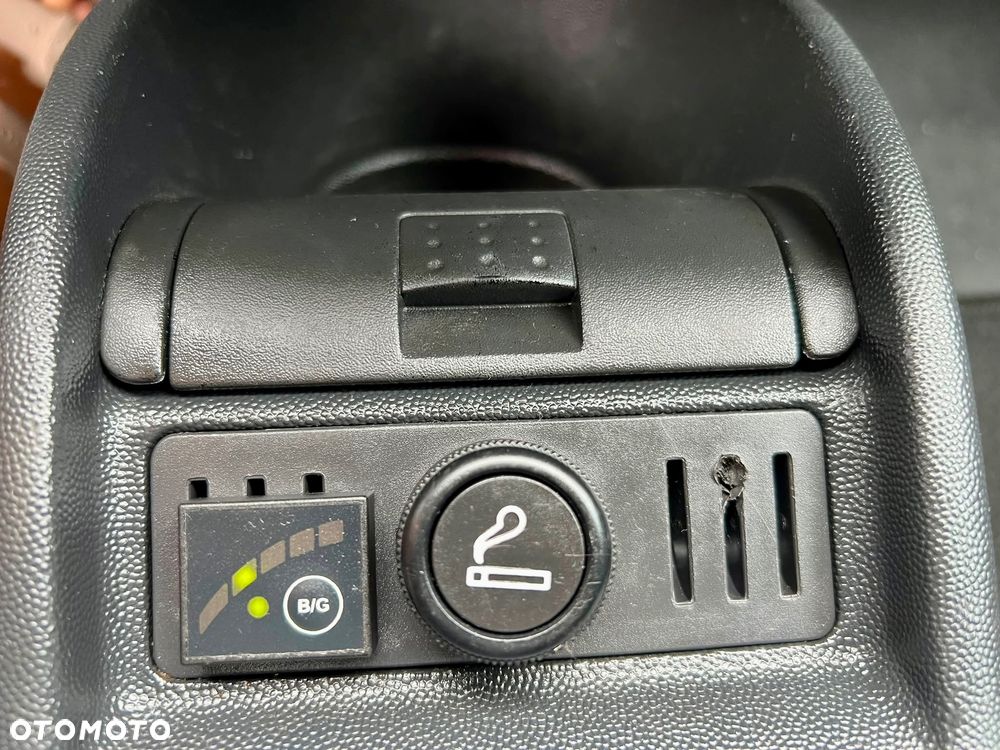 Opel Corsa - 20