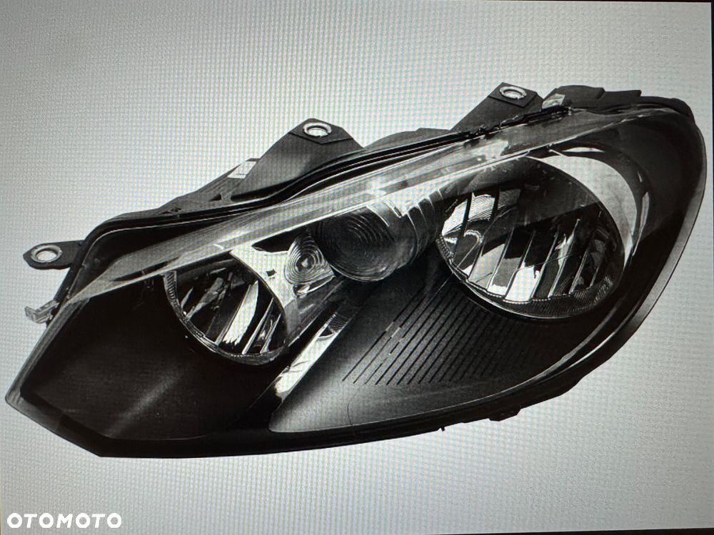 Volkswagen Golf VI reflektor maska klapa - 2