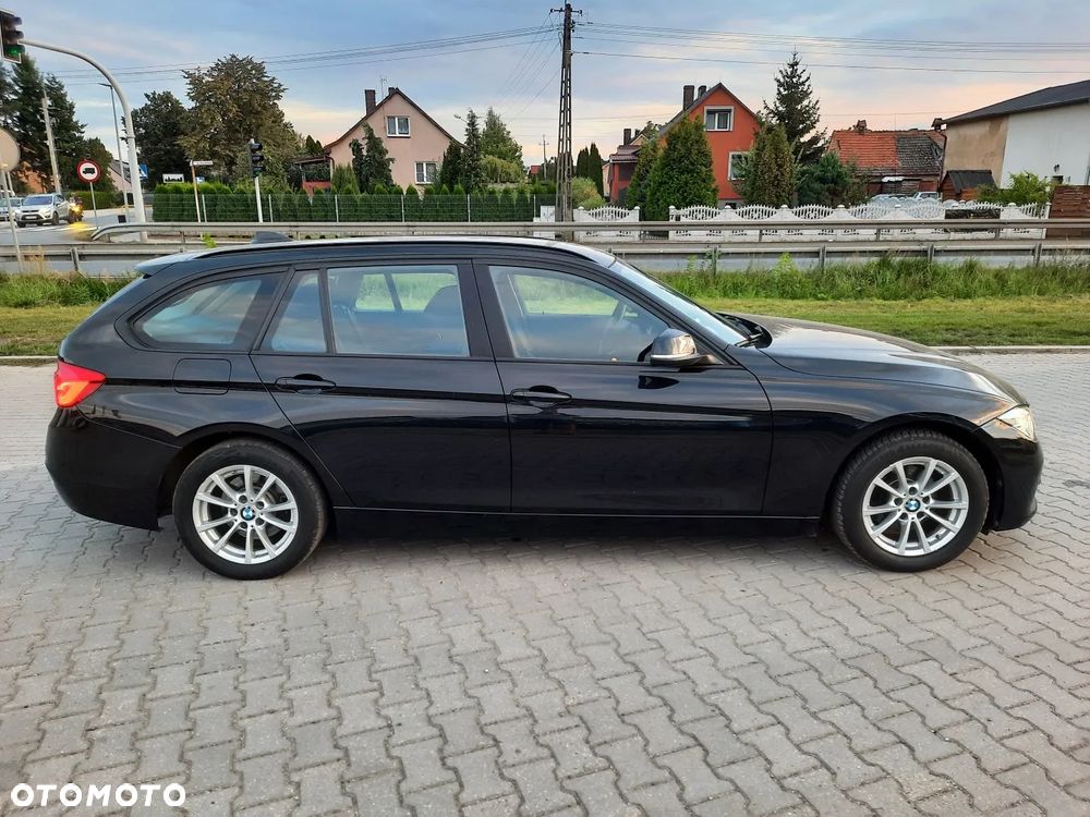 BMW Seria 3 318i Edition Luxury Line Purity - 6