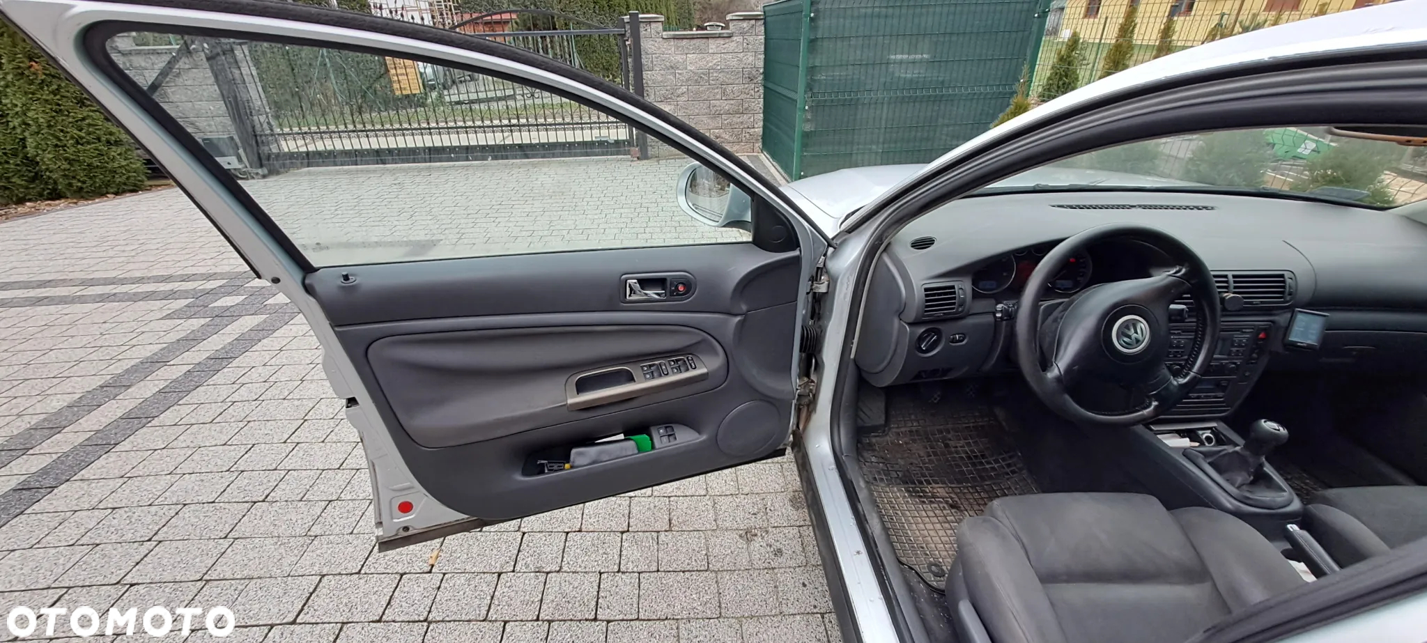 Volkswagen Passat 2.0 TDI DPF Comfortline - 15