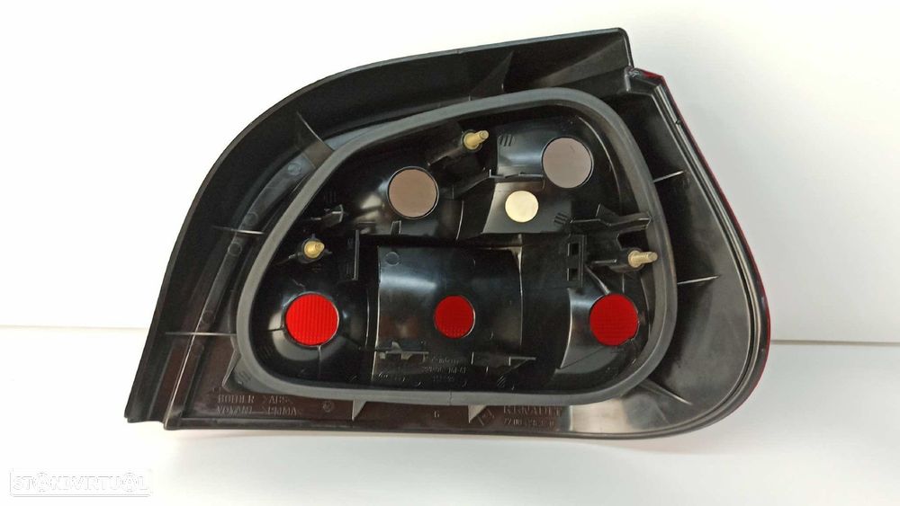 FAROLIM TRASEIRO ESQUERDO RENAULT MEGANE I FASE 2 BERLINA (BA0) 1.4 16V RT - 2