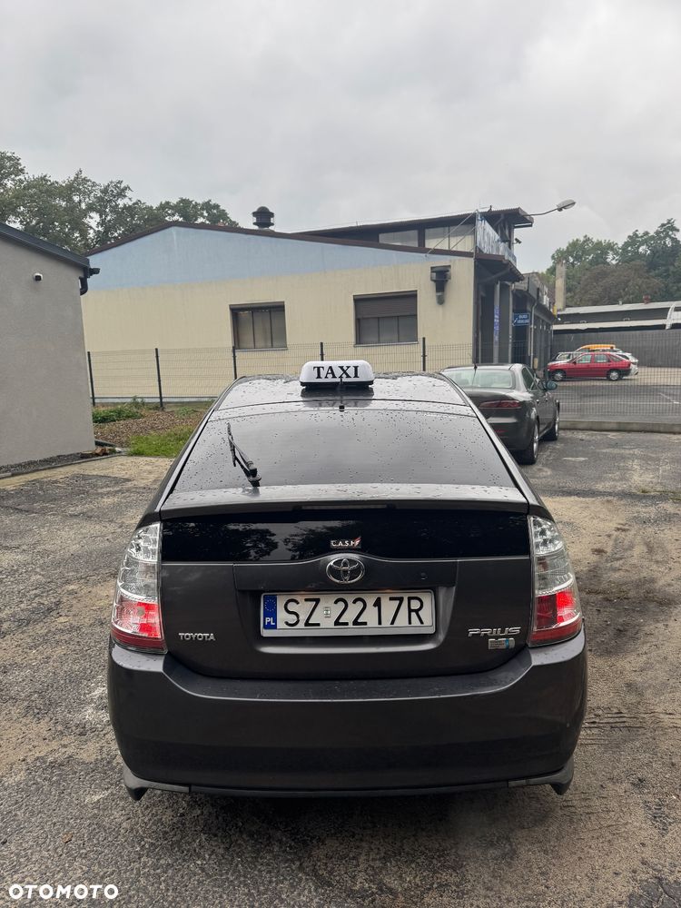 Toyota Prius 1.5 VVT-i Prestige - 6