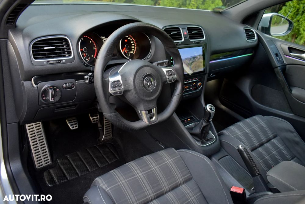 Volkswagen Golf 2.0 TDI DPF GTD - 14