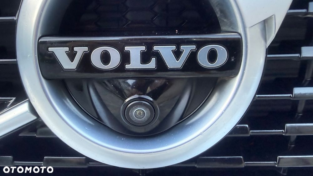Volvo XC 60 D4 R-Design - 27