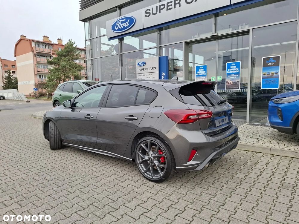 Ford Focus 2.3 EcoBoost ST X - 5